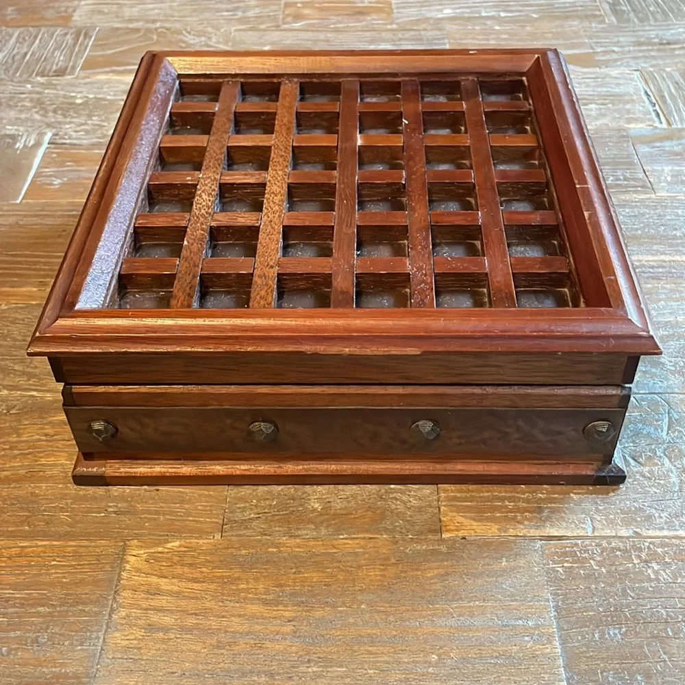 Vintage Wooden Square Jewelry Box🖤